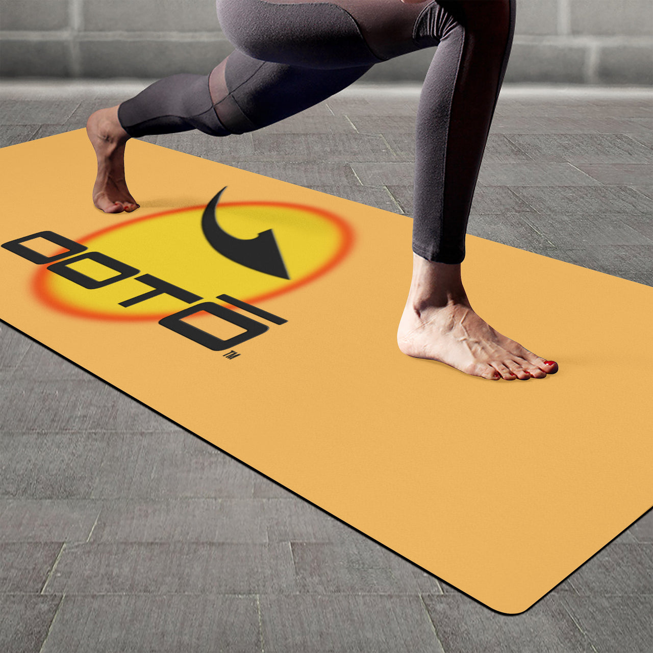 OOTO - Yoga Mat - Dash en black over naranja y circ