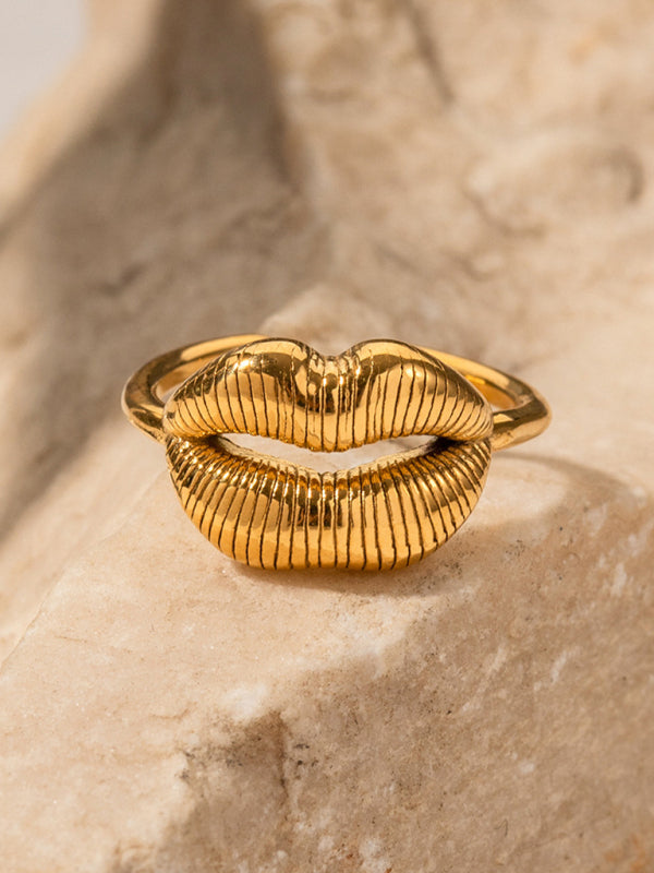 Lip pattern adjustable open ring - K - 2 FINISHES -